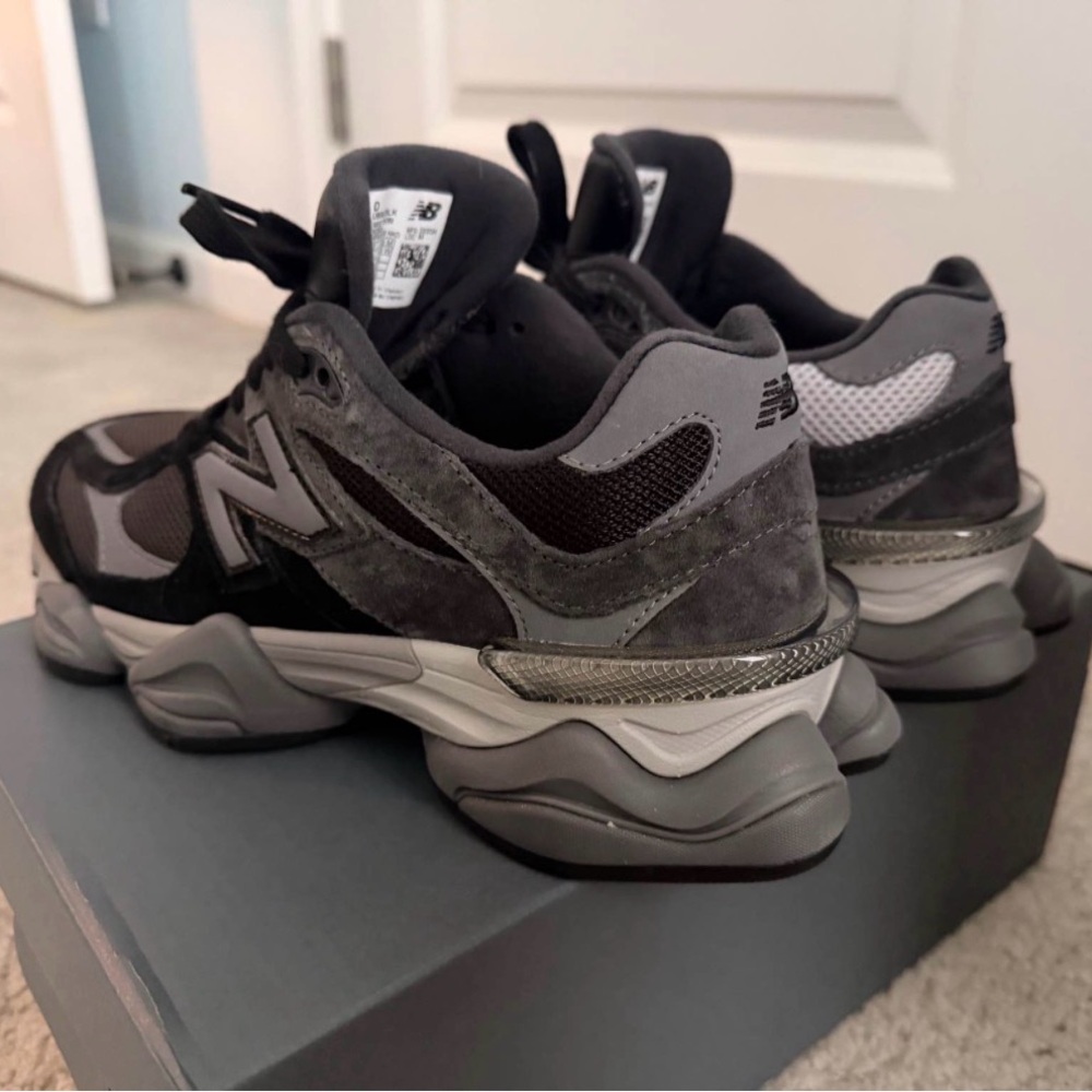 New Balance 9060s - Picture 2 of 3